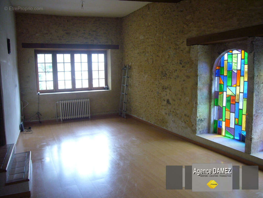 Appartement à DOURDAN