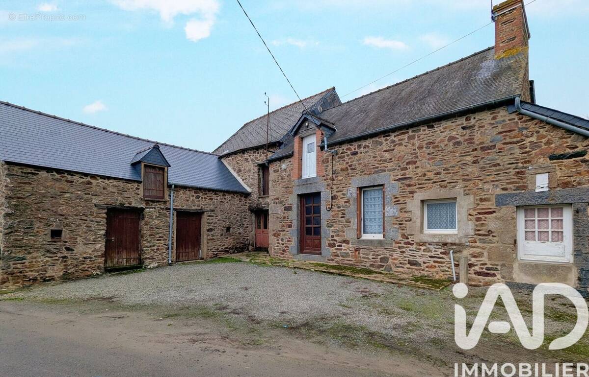 Photo 1 - Maison à PLENEE-JUGON