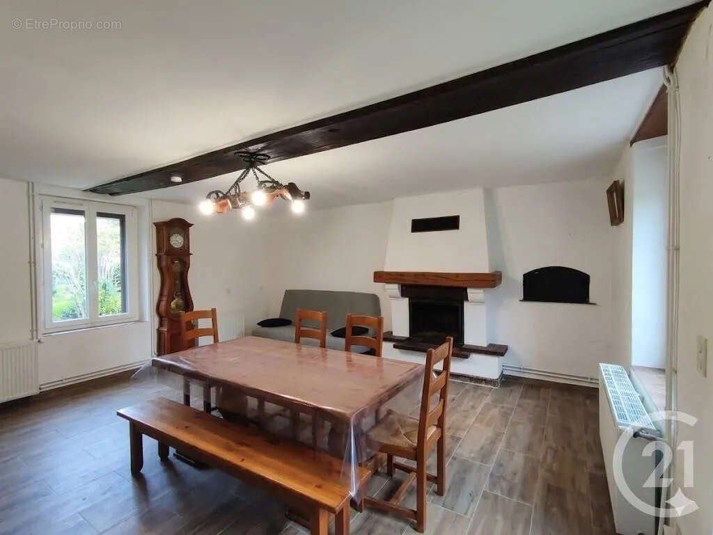 Maison 158 m² à Bitry  - photo 2