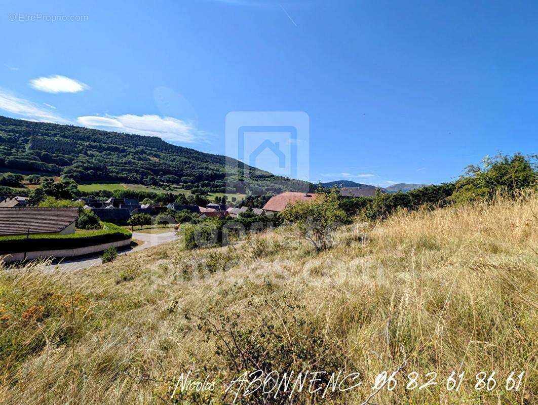 Terrain  1271 m2 - photo 3