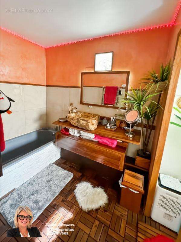2/3 Pieces avec Box inclus - Domaine de l'Oasis - photo 10