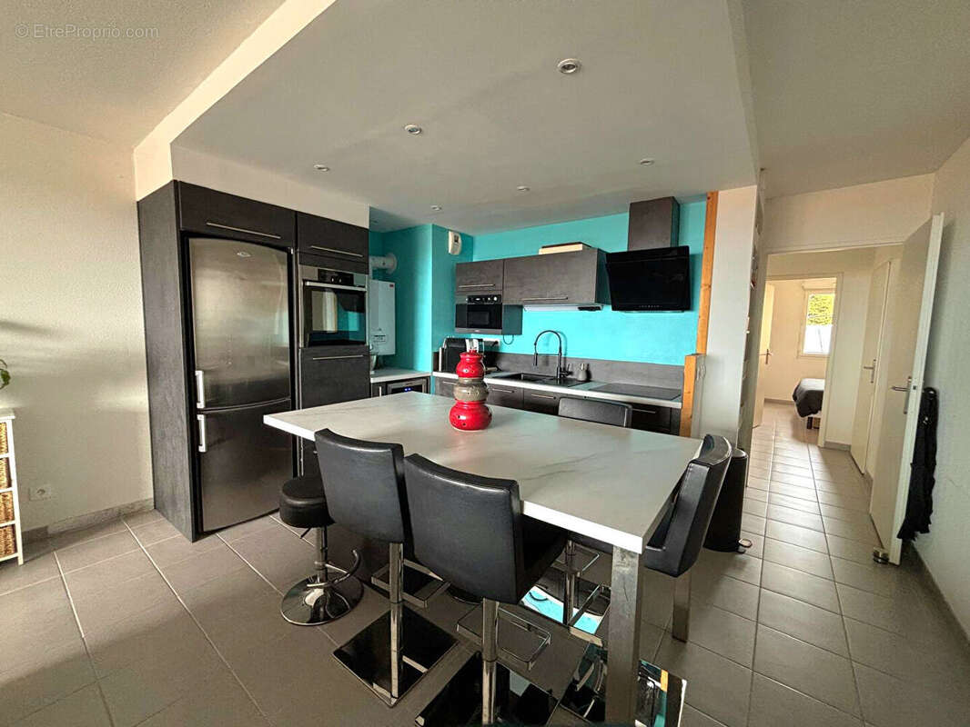 Appartement à PORT-DE-BOUC