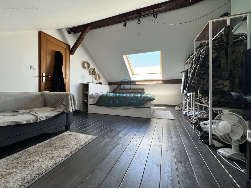 Ancienne ferme rénovée entièrement de 225 m2 habitable sur 6063 m2 de terrain à la NEUVELLE - photo 15