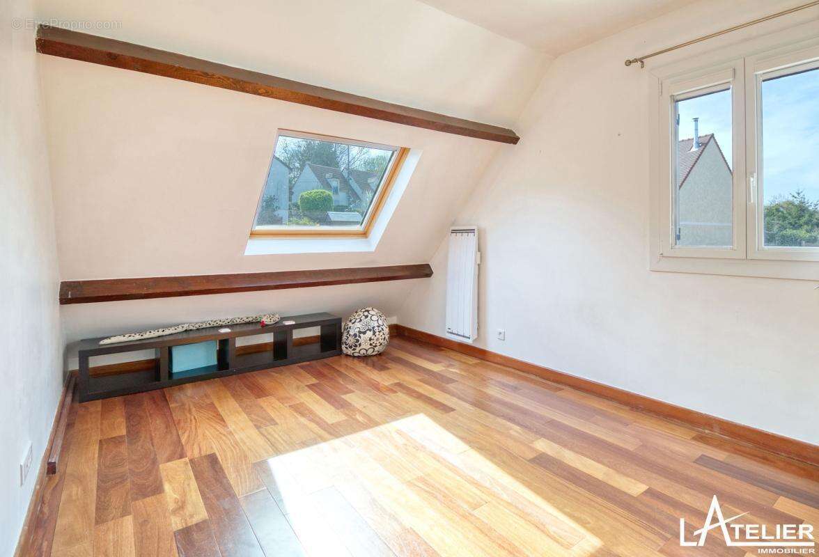 Maison à MAREIL-MARLY