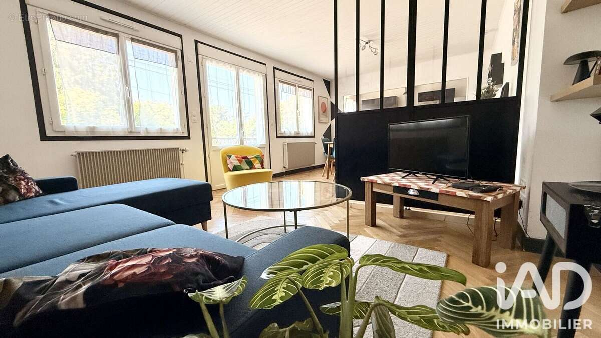 Photo 3 - Maison à SAINT-MARTIN-D'ESTREAUX