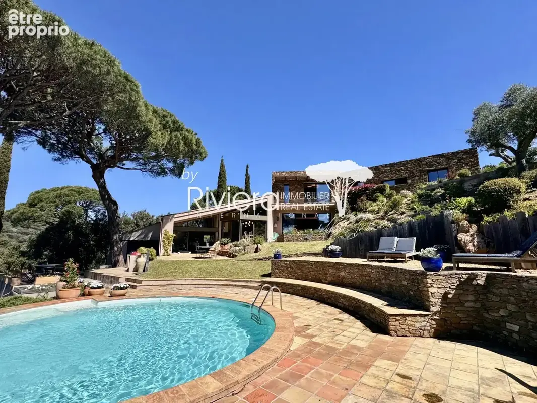 Photo Maison à La Croix-Valmer au prix de 5 190 000€