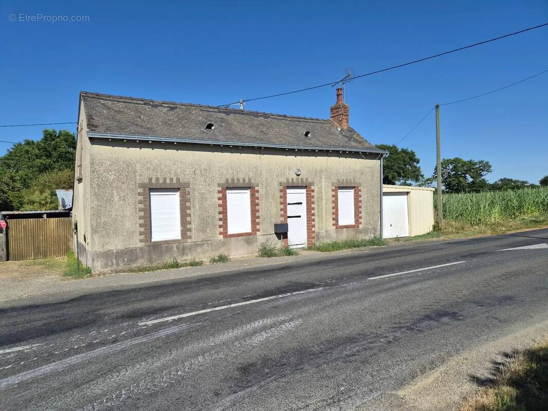 Maison à HOUSSAY