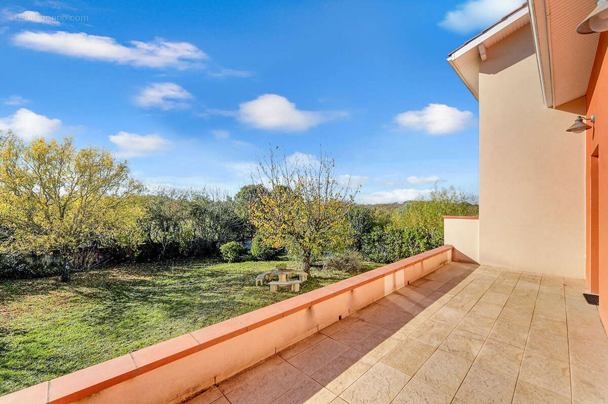 Maison à CASTELMAUROU