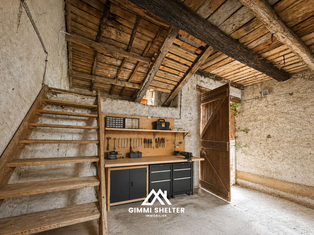 MAISON à La Sauvetat, 4 chambres, grange - photo 10