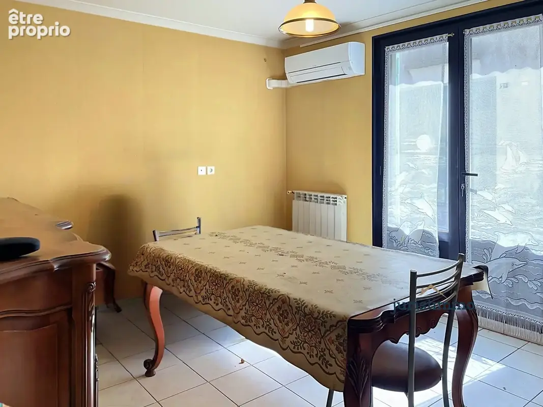 Rare sur Bellegarde. Maison de village avec extérieur. - photo 5