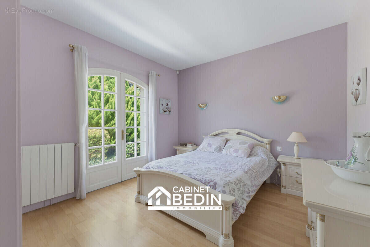 Maison à VILLENAVE-D'ORNON