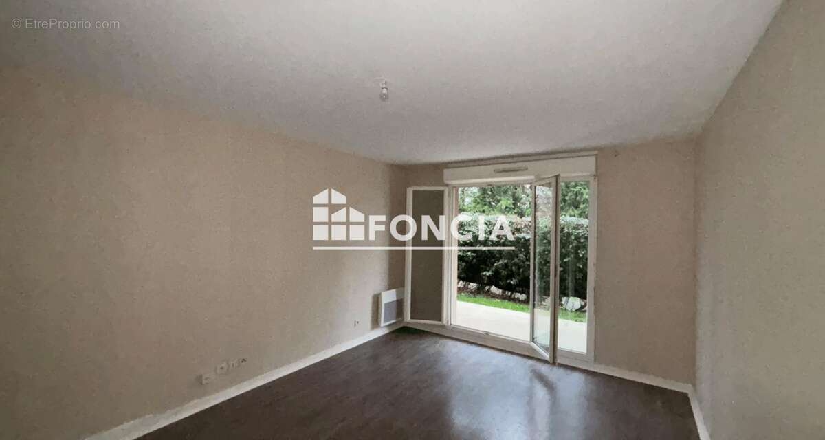 Appartement à LE PLESSIS-TREVISE