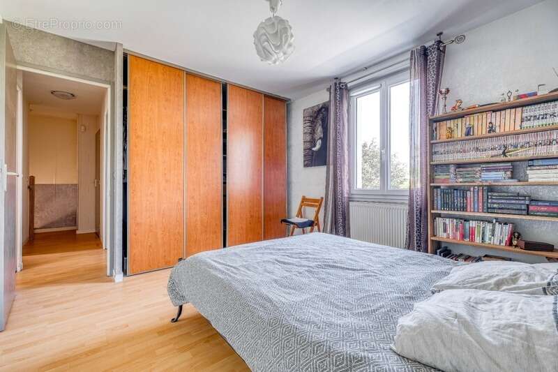 Maison à JUILLY
