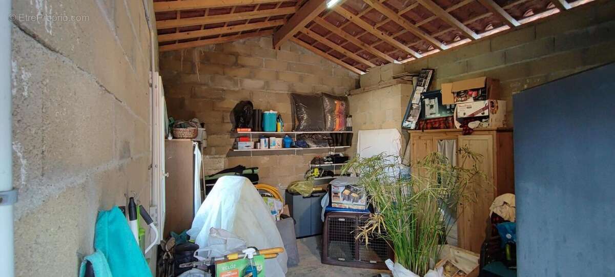 Maison à DECAZEVILLE