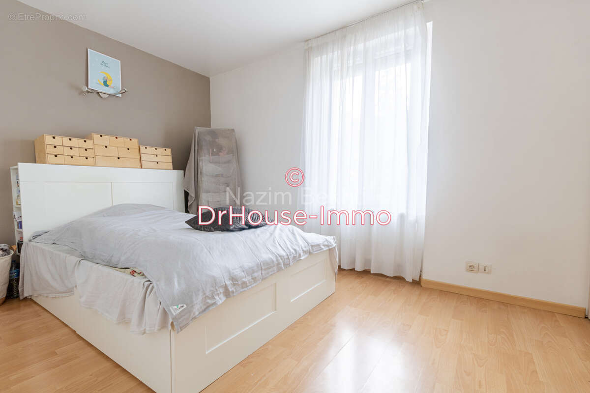 Maison à MANTES-LA-VILLE