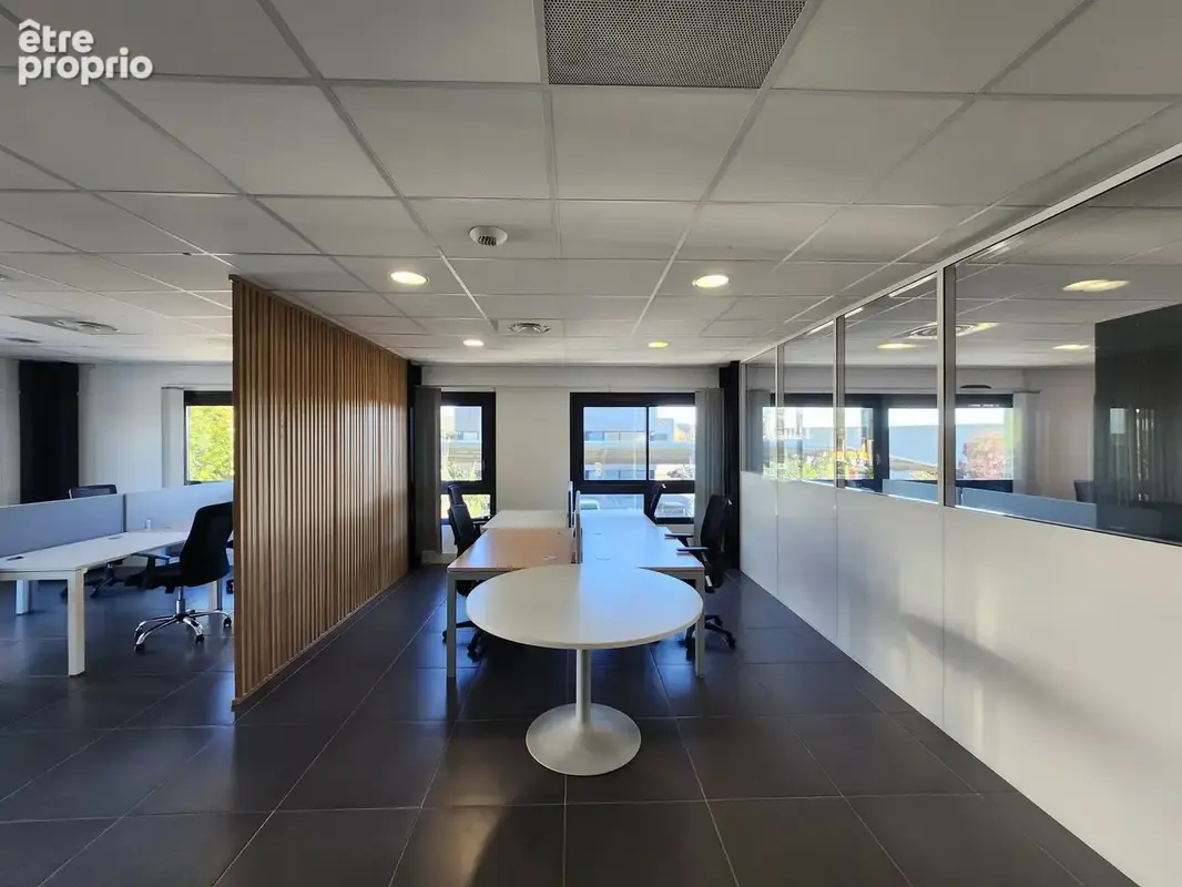 Commerce 302 m² à Montpellier  - photo 4