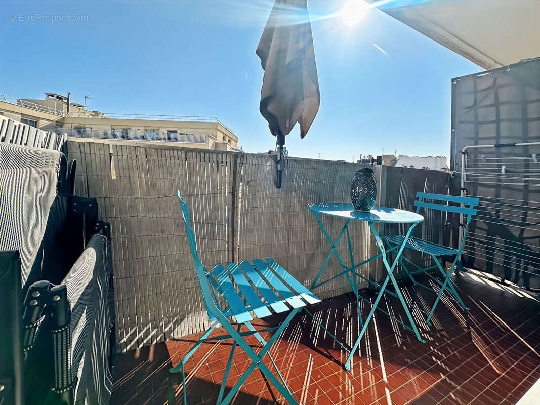 Appartement à PARIS-18E