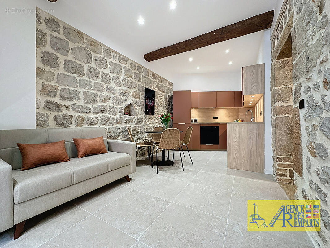 Maison à ANTIBES