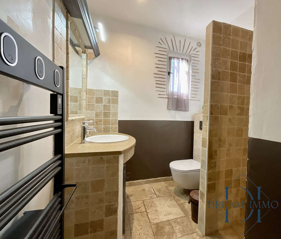 Maison à PUGET-VILLE