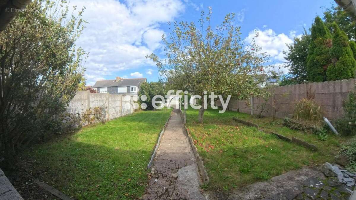 Maison à CHATEAUNEUF-D&#039;ILLE-ET-VILAINE