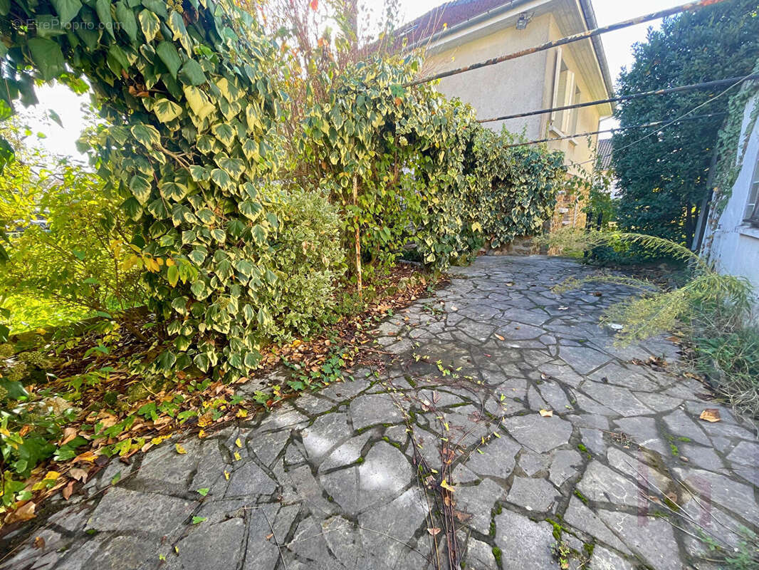 Maison à NEUILLY-PLAISANCE