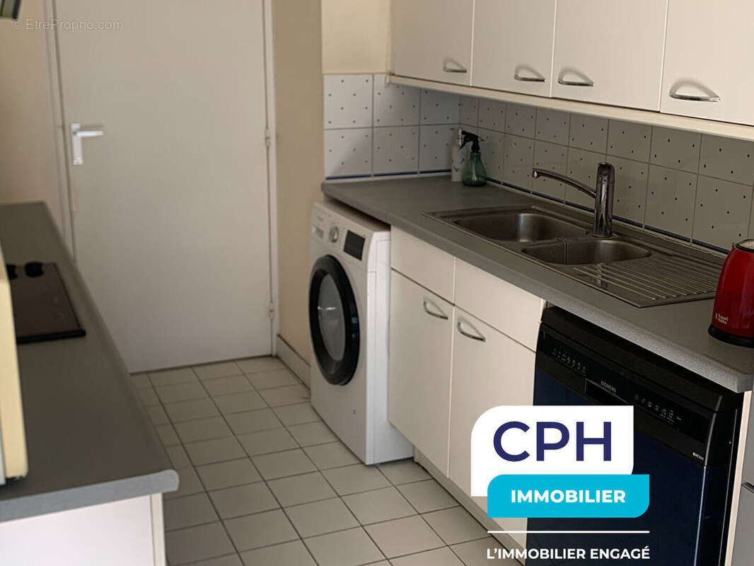 Appartement à COURBEVOIE