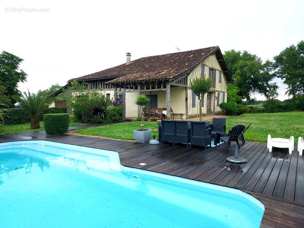 Maison à NOGARO