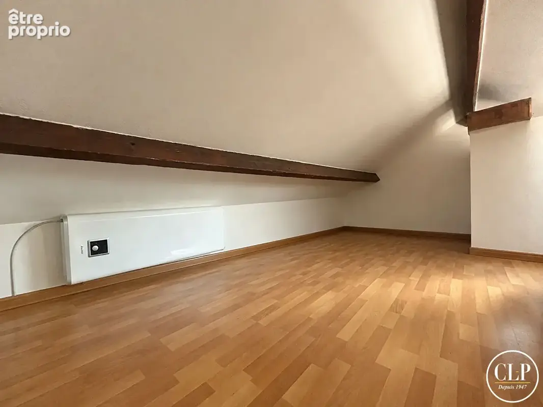 EXCLUSIVITE - T1 avec Mezzanine 39.27m² au sol à 9mn Métro L11 station Montreuil - Hôpital - photo 8