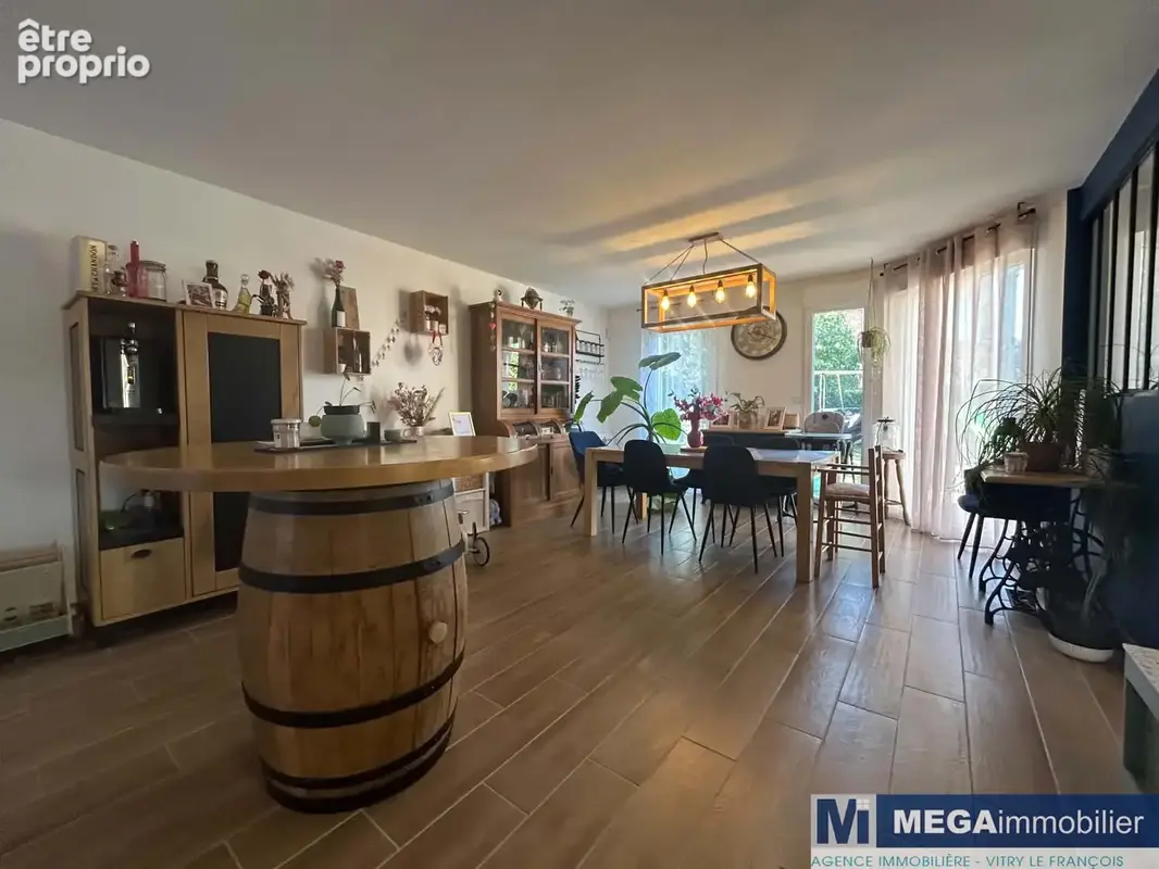 Maison rénovée à vendre - photo 2