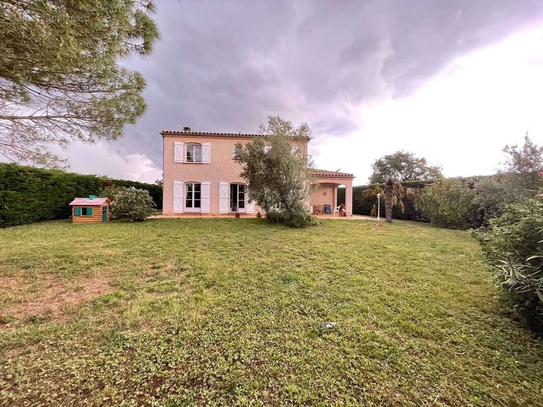 Maison à FONTENILLES