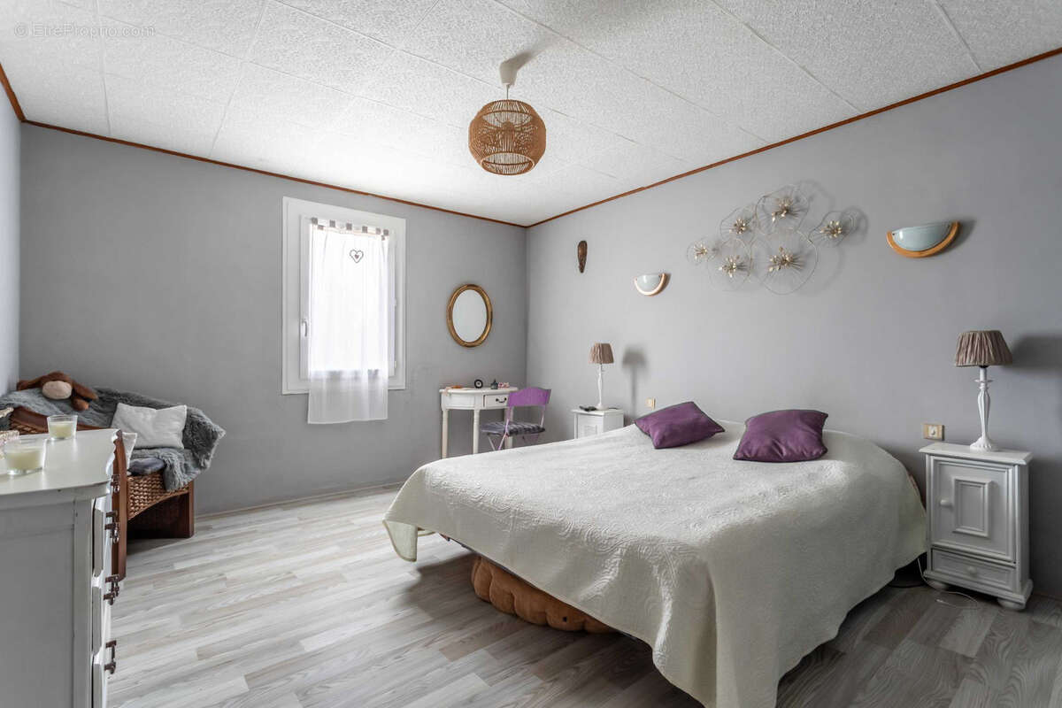 Country property - photo 13