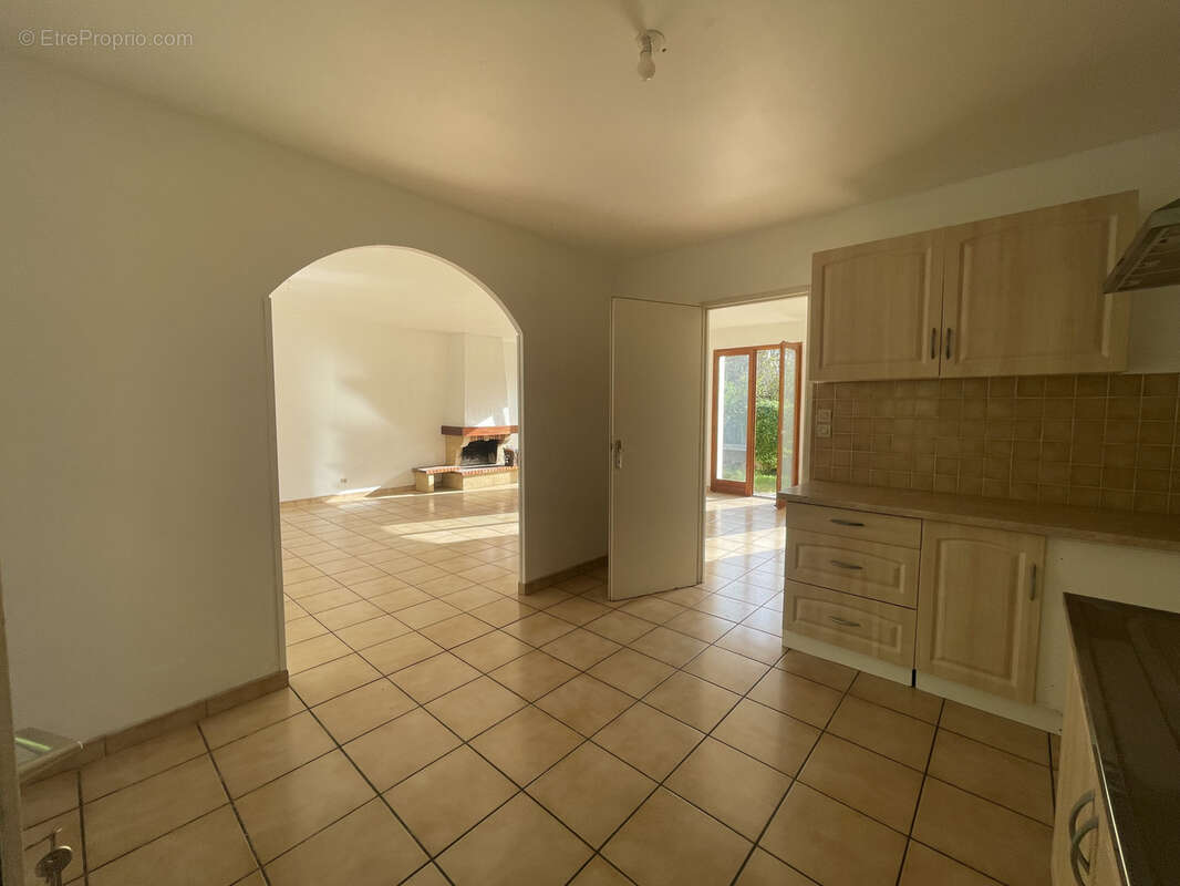 Maison à COLAYRAC-SAINT-CIRQ