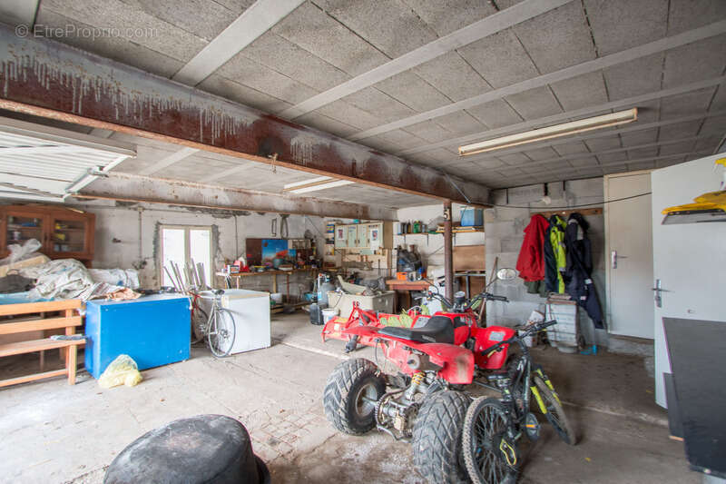 Dpt Rhône (69), à vendre AVEIZE,  Ferme, 4 chambres et nombreuses dépendances - photo 33