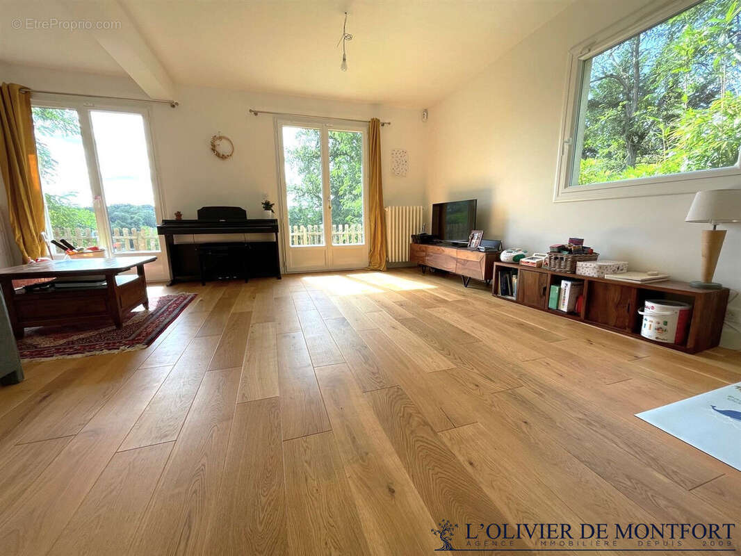 Maison à MONTFORT-L&#039;AMAURY