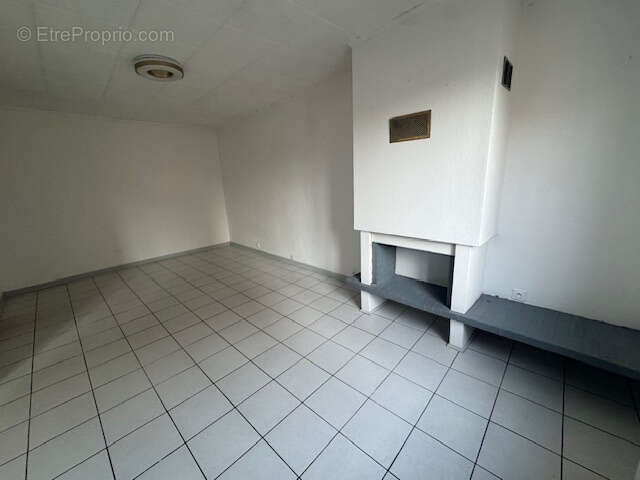 Appartement  100 m2 viriville - photo 5