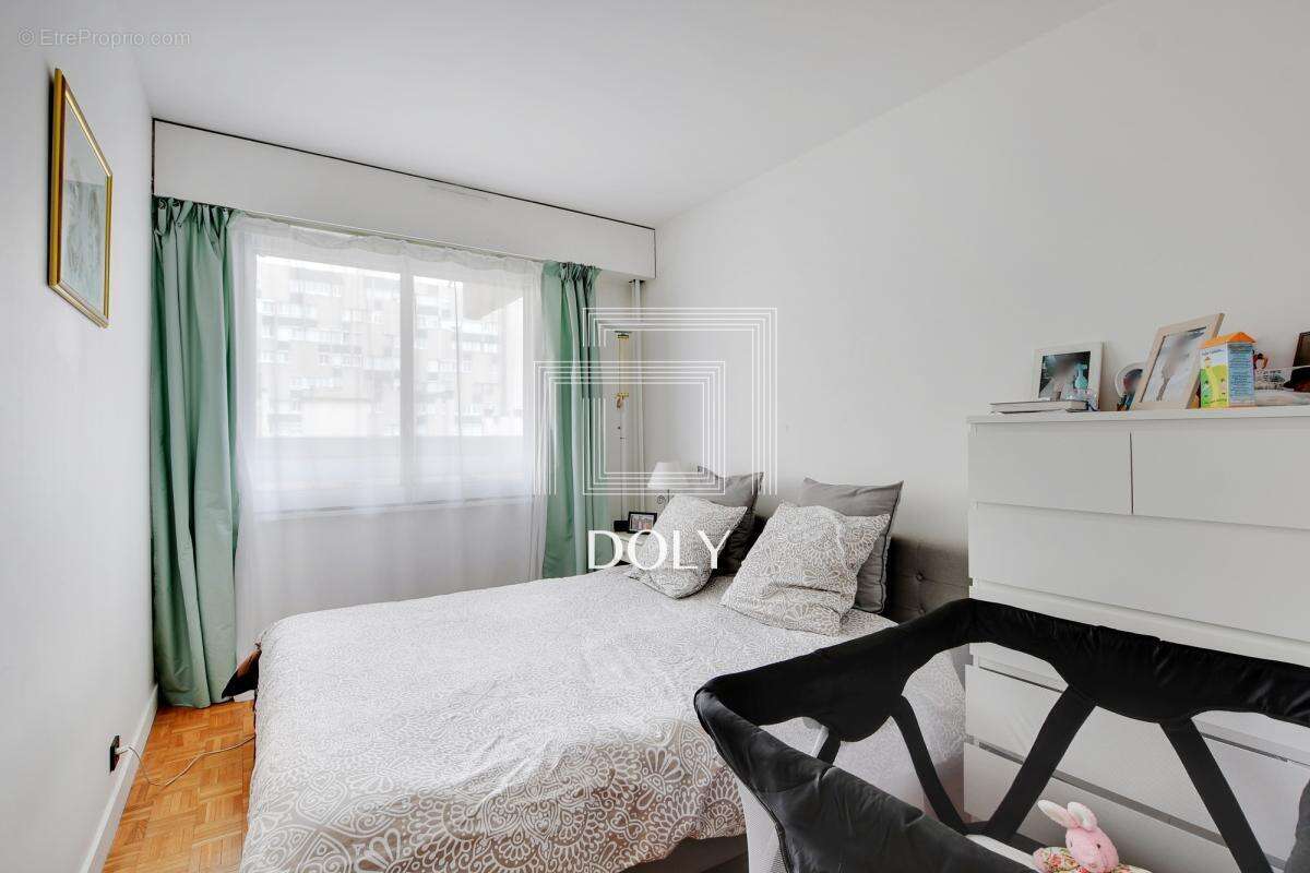 Appartement à PARIS-19E