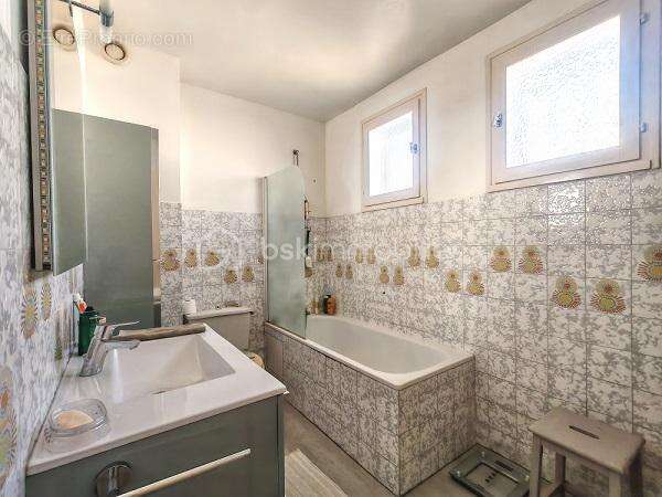 ***  villa  3 chambres de 90 m2  à nîmes *** - photo 13