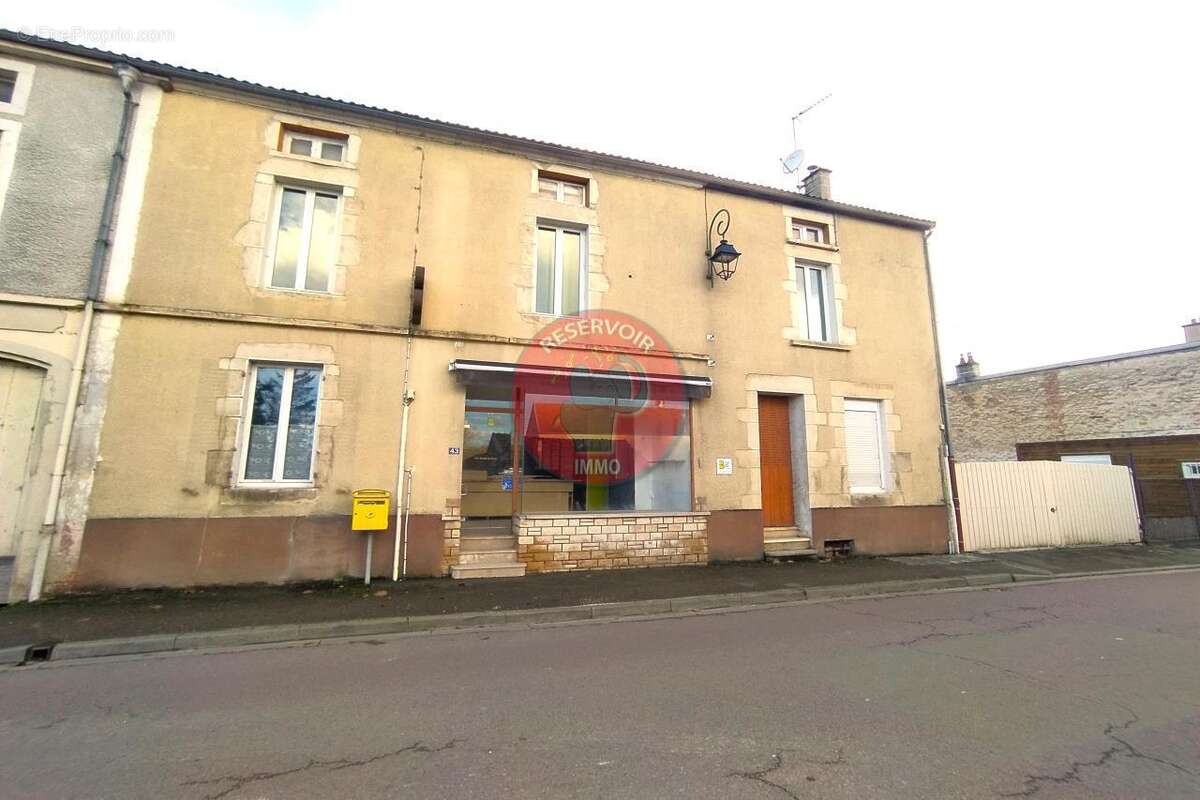 Maison à AISY-SUR-ARMANCON