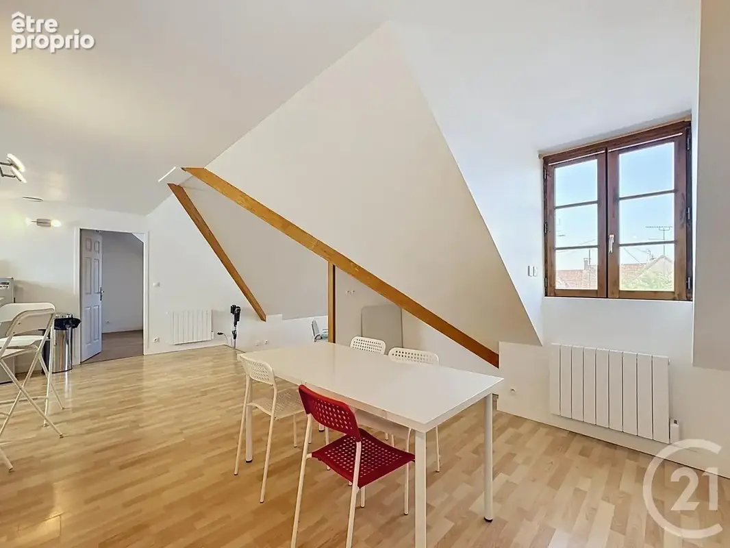 Maison 6 pièces 84 m² à vendre à La Ferte-Saint-Aubin (45240) - photo 4