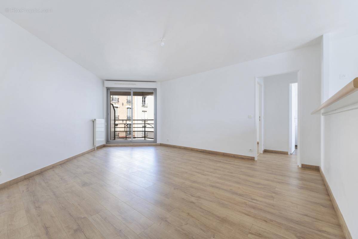 Appartement à LEVALLOIS-PERRET