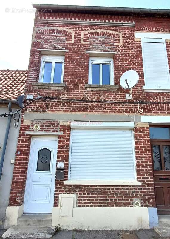 Maison 74 m² à Bohain-En-Vermandois  - photo 4