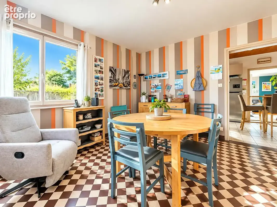 ALLOUAGNE - maison individuelle - 205m² - 4 chambres - double garage - jardin - photo 5