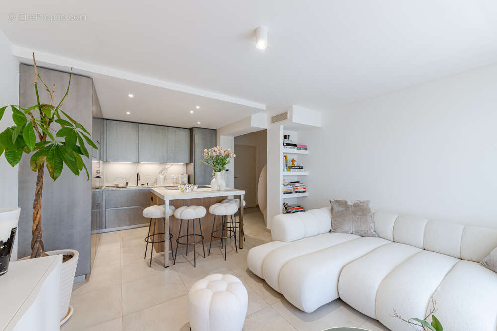 Appartement à MARSEILLE-8E