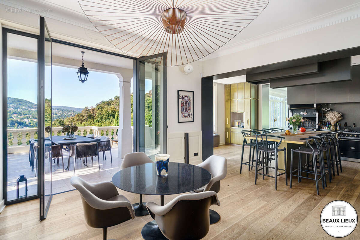 Maison à CALUIRE-ET-CUIRE