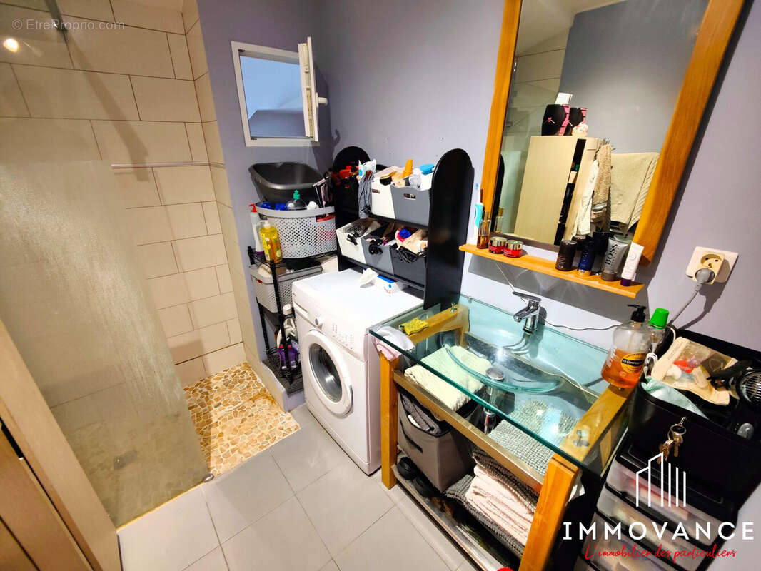 Appartement à VIOLS-LE-FORT