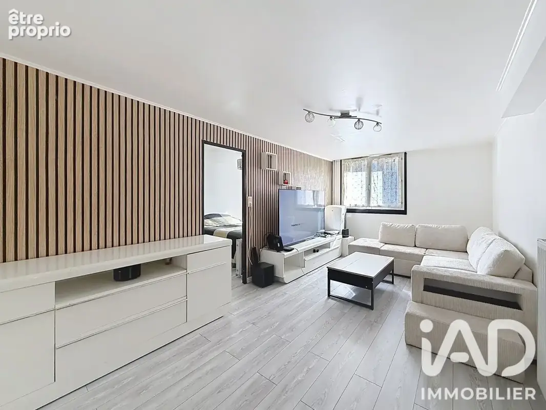 Photo 1 - Appartement à COMBS-LA-VILLE