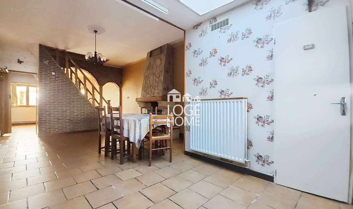 Espace salle à manger - Maison à HENIN-BEAUMONT