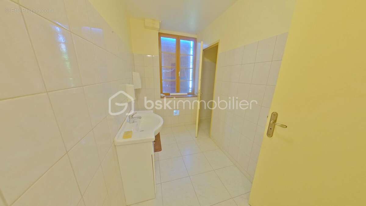 Appartement à BRAY-SUR-SEINE