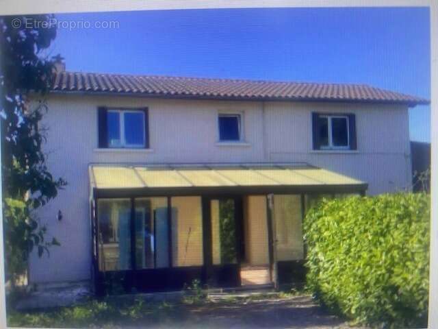 Maison traditionnelle au coeur de Gondrin - photo 9