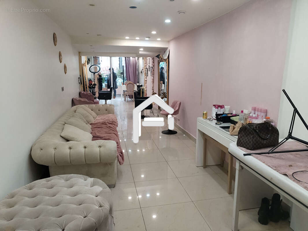 Commerce à MARSEILLE-3E